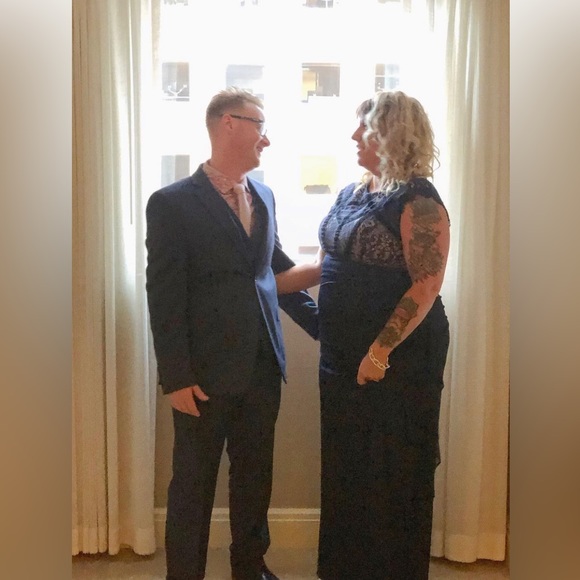 Formal Dress - Picture 5 of 6